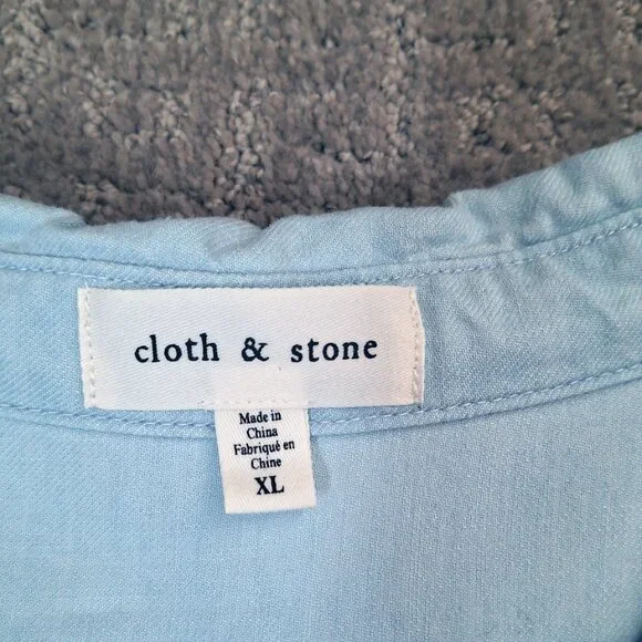 cloth & stone Light Blue Button-Down Shirt - Picture 2 of 4